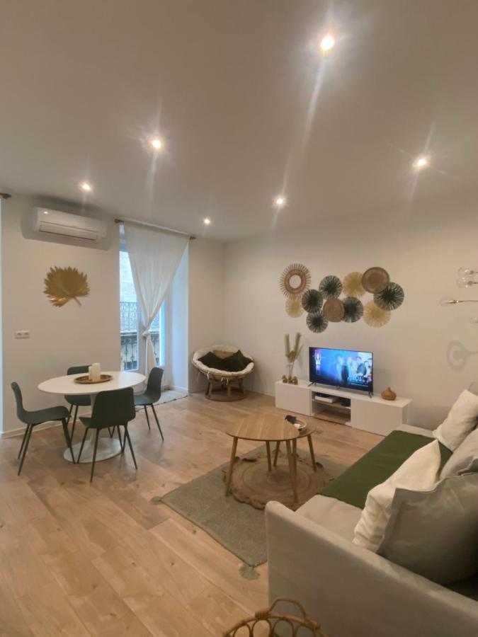 Le Casimir - Superbe T3 En Plein Centre Ville Renove Avec Gout - Wifi 贝济耶 外观 照片